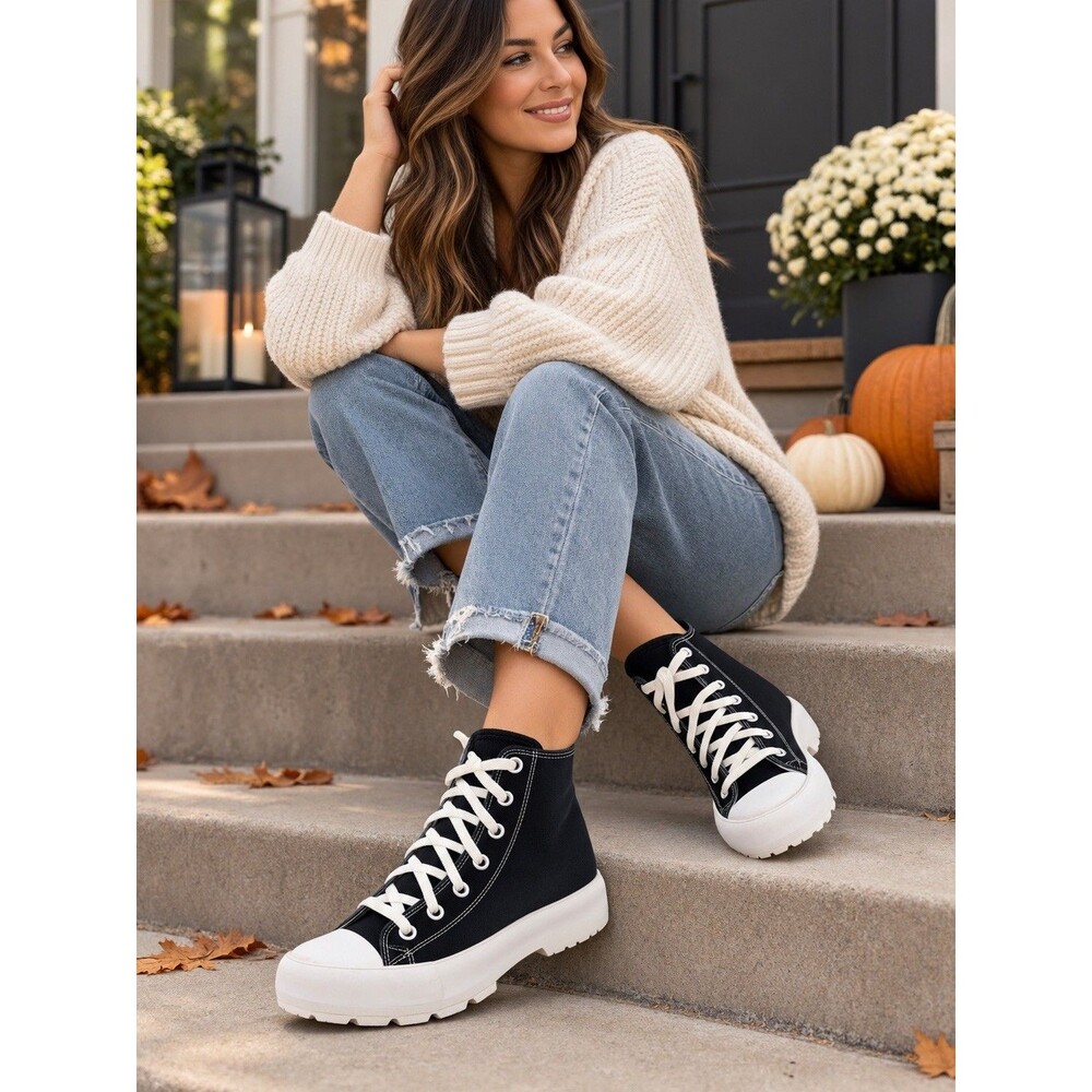 Converse Chuck Taylor Lugged High Top Black White Platform Womens Size 7.5